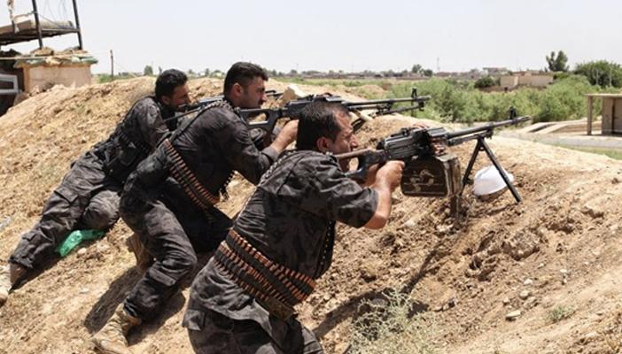 المرصد السوري: الأكراد وجيش النظام يقاتلان “تنظيم الدولة” في “الحسكة”