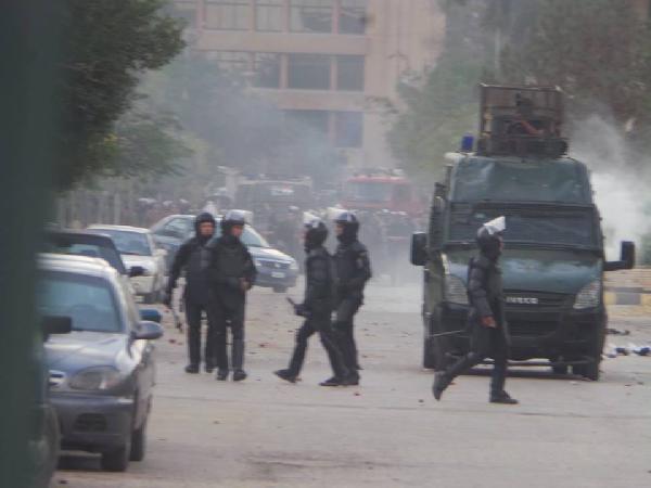 أمن الانقلاب يمنع الصحفيين من تصوير اعتداءات عين شمس