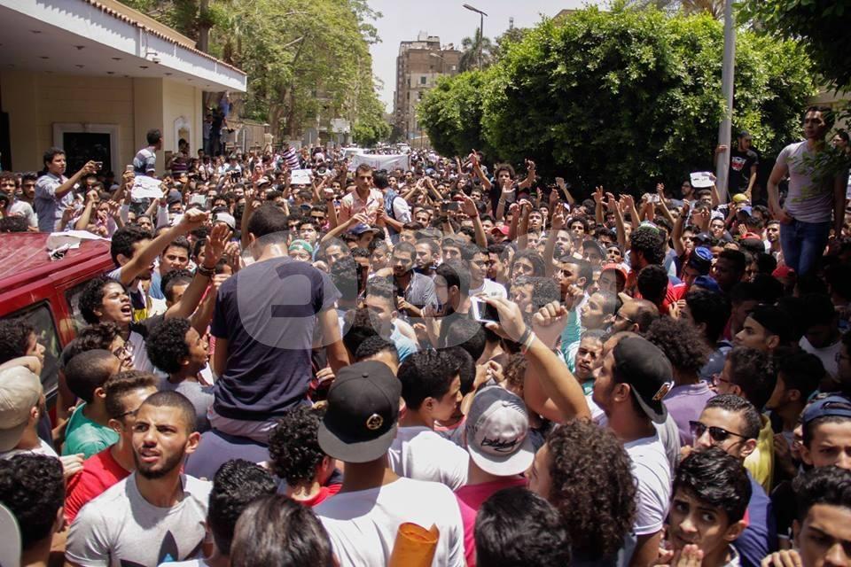 بالفيديو والصور.. مظاهرات طلاب الثانوية من “التحرير” إلى المفاوضات