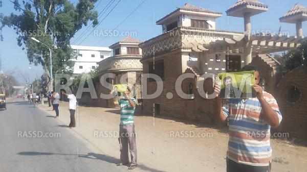 سلسلة بشرية بـ”الدقهلية” مشاركةً في جمعة “سنحيا كرامًا”