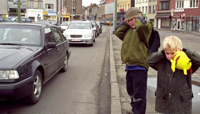 دراسة بريطانية: ضوضاء السيارات قد تؤدي إلى سكتة قلبية