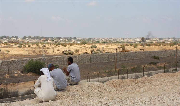 حماس تقيم منطقة عازلة بعمق 100 متر على الحدود الفلسطينية المصرية