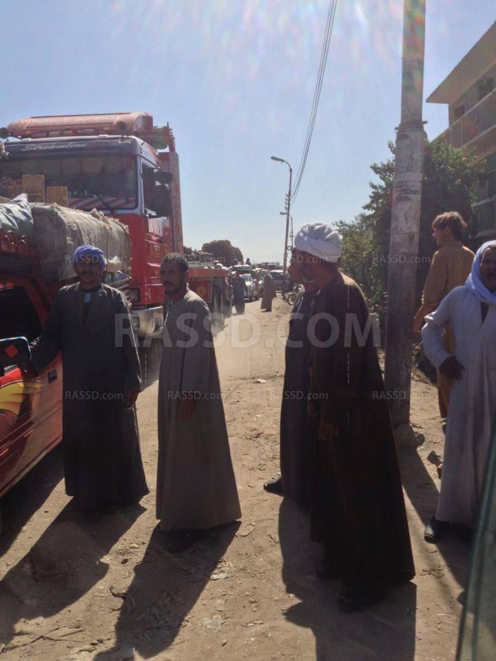 شلل مرورى بالطريق الزراعى نتيجة إزدحام ناقلات “البنجر”