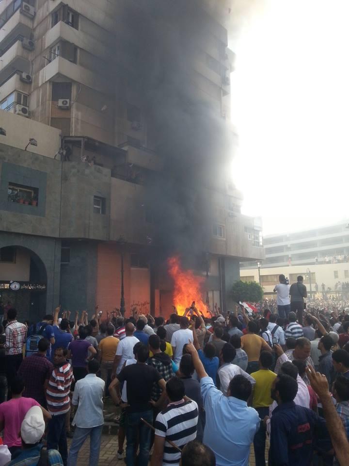 اقتحام مقر الحرية والعدالة بسيدي جابر