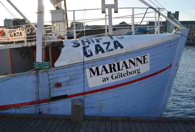 إسرائيل تهاجم أسطول الحرية 3 وتسيطر عليه قبل وصوله غزة