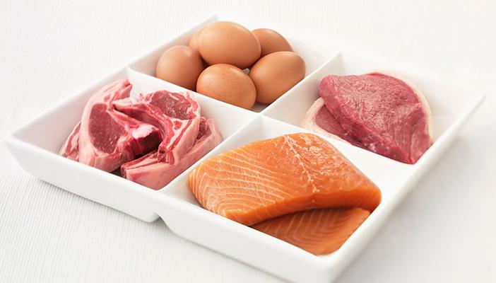 دراسة أميركية: فيتامين B12 يزيد من حب الشباب