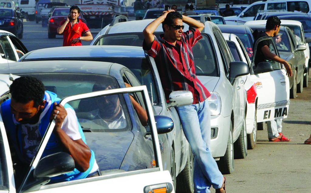 عقب زيادة أسعار الوقود.. 4 كوارث يصطدم بها المصريون بشكل عاجل