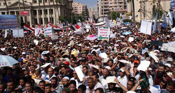 واشنطن بوست تحذر من انسياق مصر نحو العنف