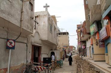 مصرع  كاهن كنيسة مار جرجس بالعريش برصاص مجهولين