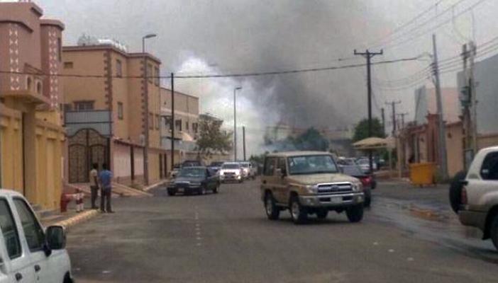 إصابة سعودي وزوجته إثر سقوط “مقذوف” مصدره الأراضي اليمنية