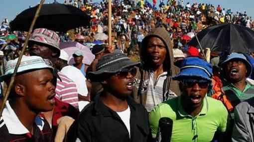 نقابة المعادن بأفريقيا تجهز إضرابا شاملاً لزيادة الأجور