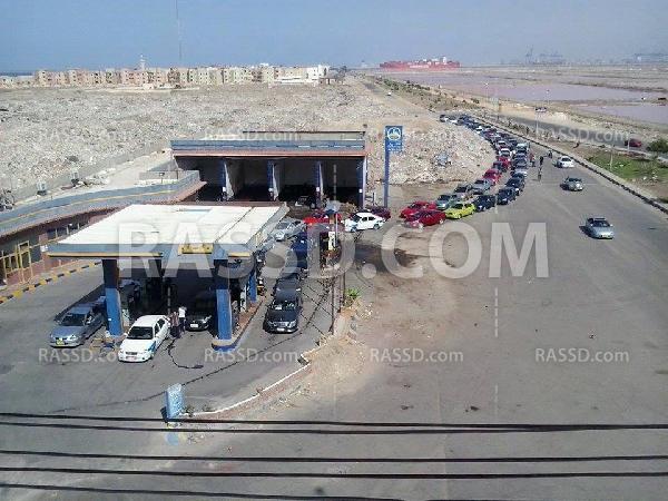 “طوابير البنزين” تعود من جديد.. والأسعار تغضب المواطنين