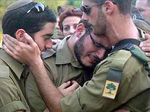 الاحتلال الإسرائيلي يعثر على جثث المستوطنين المختطفين بالضفة