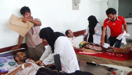 تواصل المواجهات باليمن.. وتحذيرات من تفشي حمى الضنك