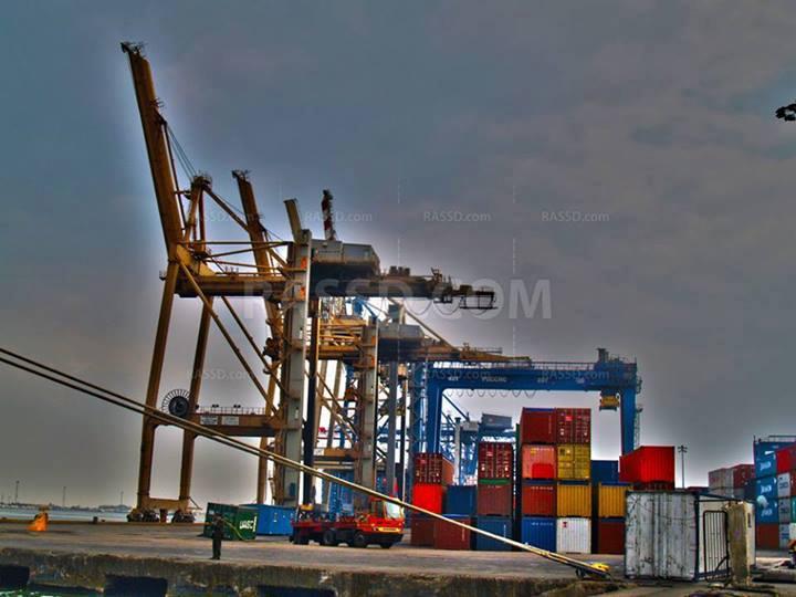 رئيس هيئة موانىء بورسعيد: الميناء يعمل بكامل طاقته وتشديدات أمنية