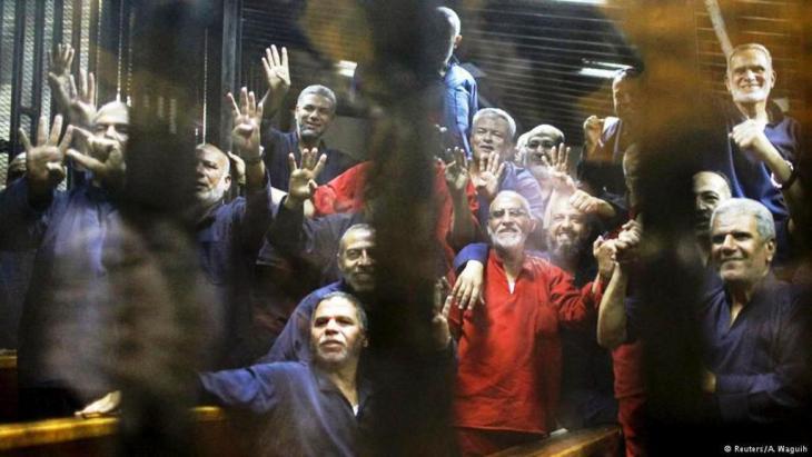 كاتب أميركي في مقال لرويترز: شيطنة الإسلاميين تدفعهم للعنف