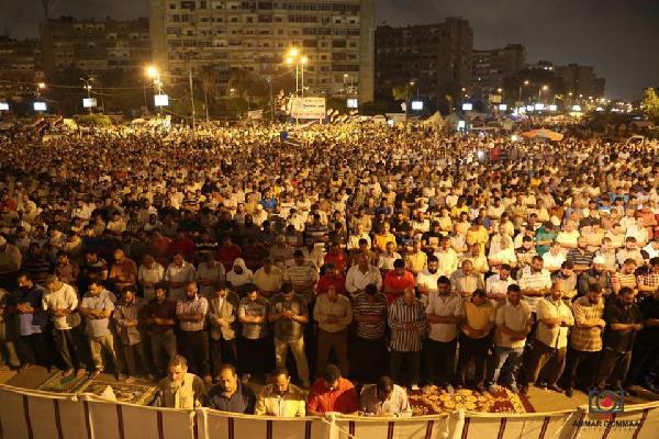 معتصمو رابعة: نتوقع هجوم على الاعتصام في تمام الخامسة صباحا