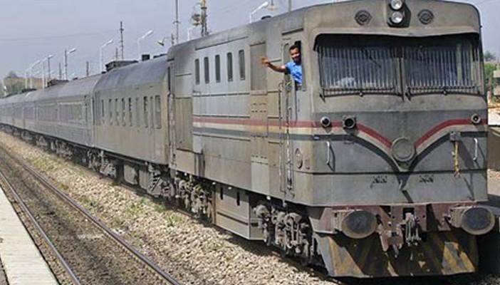 مصرع فتاة تحت عجلات القطار بأسيوط