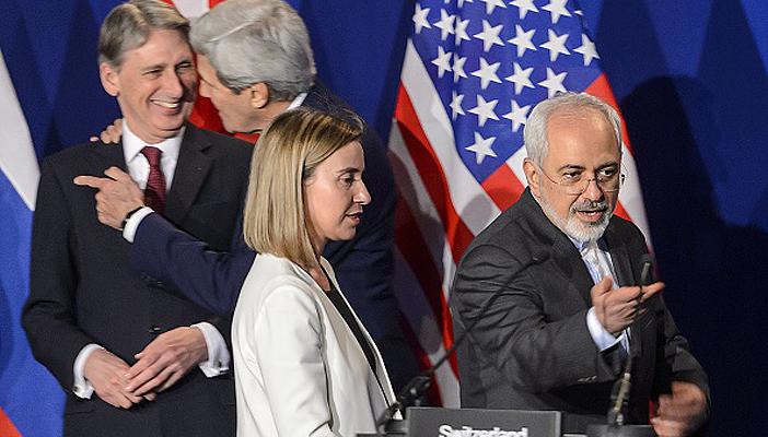 صحيفة أميركية: واشنطن تلوح لطهران بالقنابل الخارقة إذا فشلت المباحثات