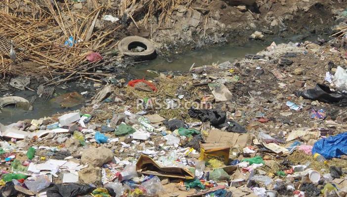 القمامة تحاصر أهالي “شنزا” ببني سويف وسط تجاهل المسؤولين