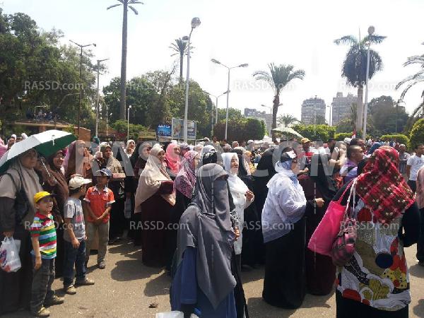 مسلحون مجهولون يعتدون على متظاهرى النهضة