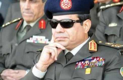 السيسي يلتقي رؤساء تحرير الصحف لاحتواء الغضب الشعبي