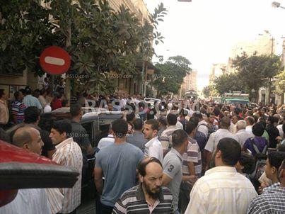 الالآف بالاسكندرية يشيعون جنازة ضحايا”مجزرة سيدي جابر”