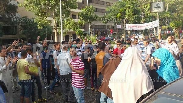 “عفاريت ضد الانقلاب” تتظاهر في “مدينة نصر”