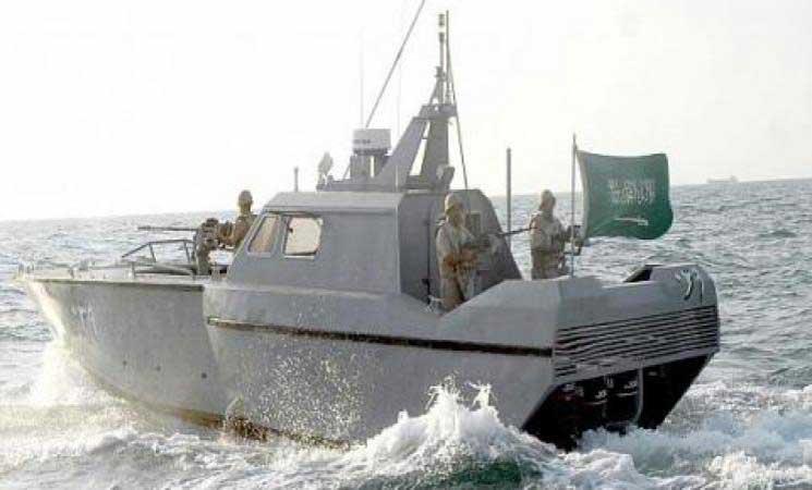 إيران تعترض زورقا سعوديا وتعتقل أربعة من ركابه