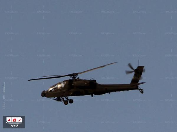 طائرات الجيش تلقي ورق على متظاهري النهضة