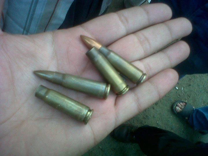 الشرطة تلقي برصاص لم يتم إستخدامه لالصاق التهمة بالمعتصمين