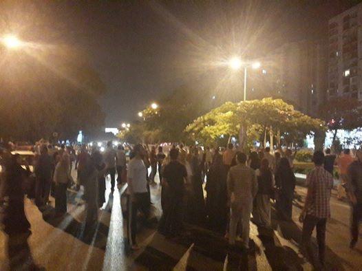 وقفة أمام الحرس الجمهوري في الذكرى الأولى للمجزرة