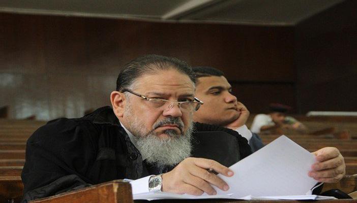 “الزيات” يقدم 3 دفوع لبطلان المحاكمة في قضية “خلية الظواهري”