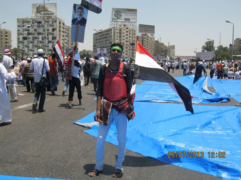 بالفيديو..والد شهيد يطالب الشعب بمنع أبنائهم من الالتحاق بالتجنيد