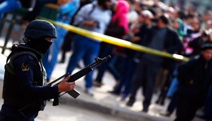 “أسوشيتد برس”: الحكومة تستغل أحداث سيناء لتمرير قوانين سيئة السمعة