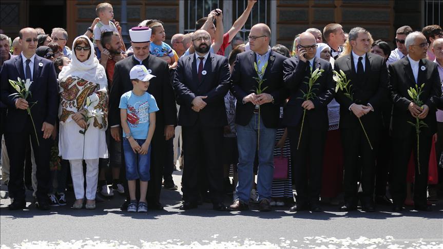 سراييفو تجدد آلامها وتستقبل رفات 127 بوسنيا في ذكرى مجزرة “سربرنيتسا”