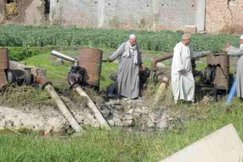 فلاحو أسيوط يعانون من ارتفاع أسعار الوقود