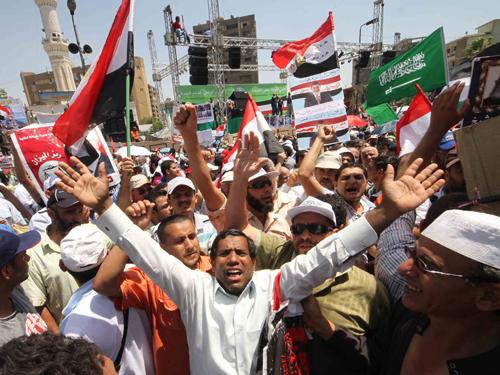 الملايين تزحف إلى القاهرة في جمعة استرداد الثورة غداً