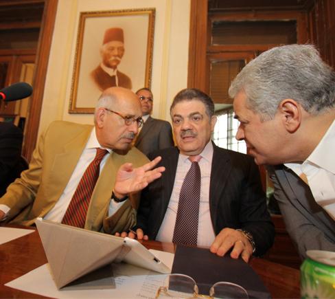 «الإنقاذ» تعلن «التمرد» على «الفلول» و«النور»