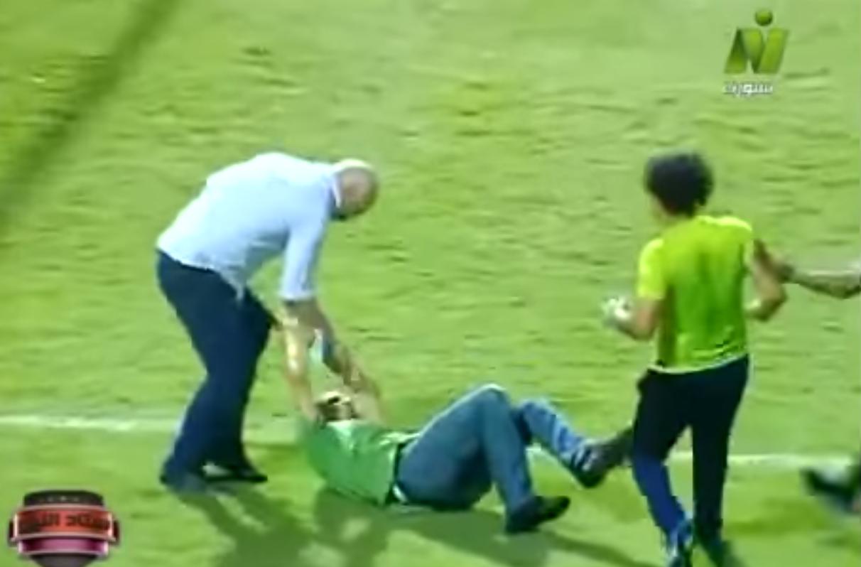 النيابة تحتجز حسام حسن بعد الاعتداء على مصور الداخلية