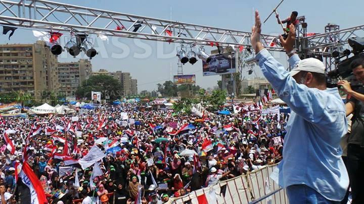 اطلاق إذاعة «هنا رابعة» لبث فاعليات الإعتصام على الراديو