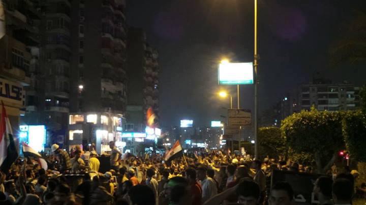 انطلاق مسيرة لمؤيدي “مرسي” من رمسيس إلى رابعة