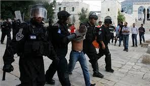 اعتقال 10 فلسطينيين إثر اقتحام قوات صهيونية لساحات الأقصى