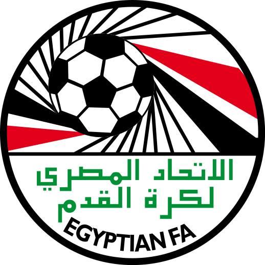 اتحاد الكرة يتحدى أندية الكأس ويصر على إقامة النهائي بأسوان