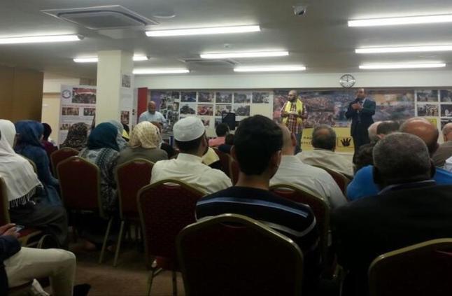 منصة “رابعة” في وسط لندن لإحياء ذكرى المجزرة