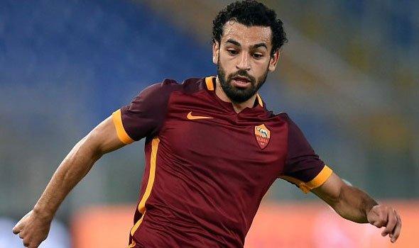 بالفيديو.. صلاح يحرز هدفين في فوز كاسح لروما على بنزولو