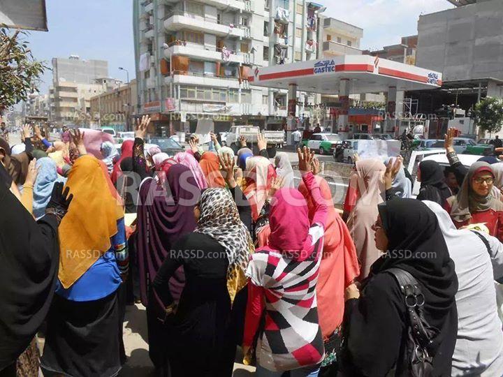 مسيرة نسائية بدمنهور تنديدًا بالعدوان على غزة