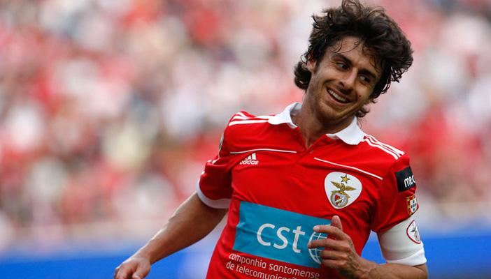 ميسي يمدح صانع الألعاب المعتزل إيمار