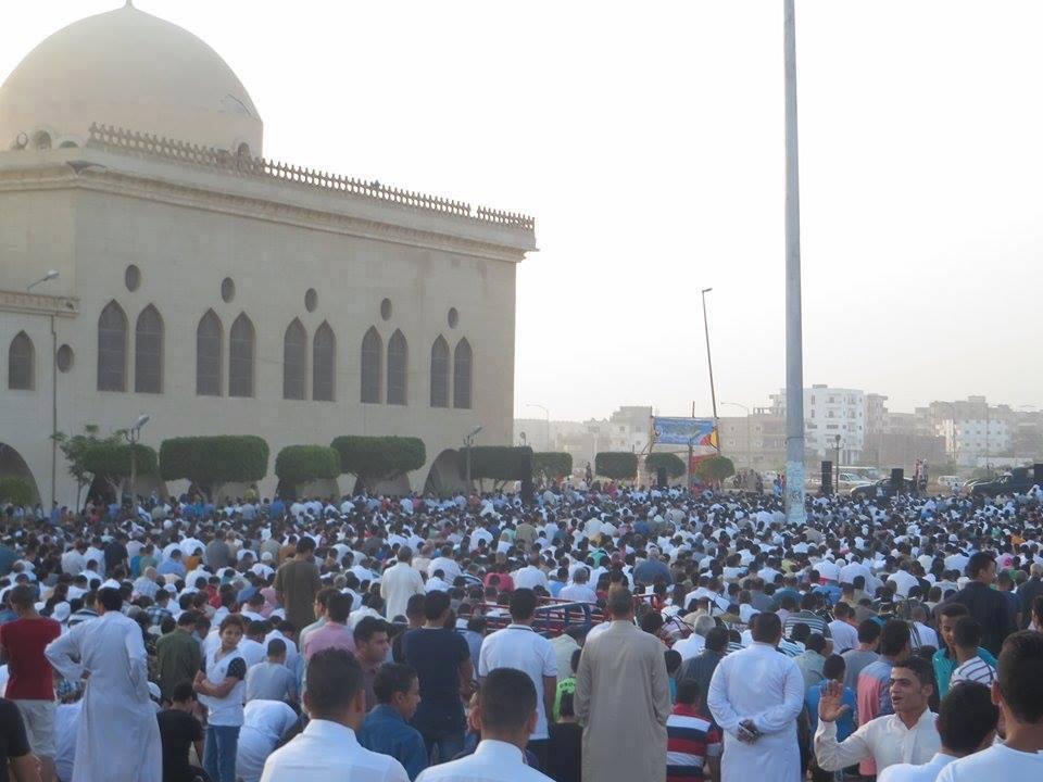 مسيرات حاشدة بالفيوم ودمياط عقب صلاة العيد تندد بحكم العسكر