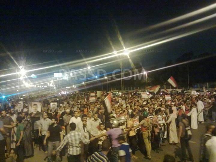 وصول مسيرة رابعة إلى “الحرس الجمهوري” والهليكوبتر يحلق فوقها